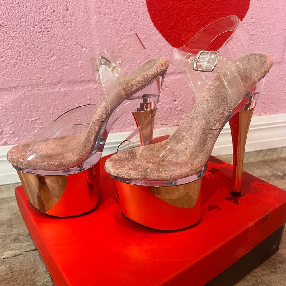 🌹Rose gold chrome pleaser heels